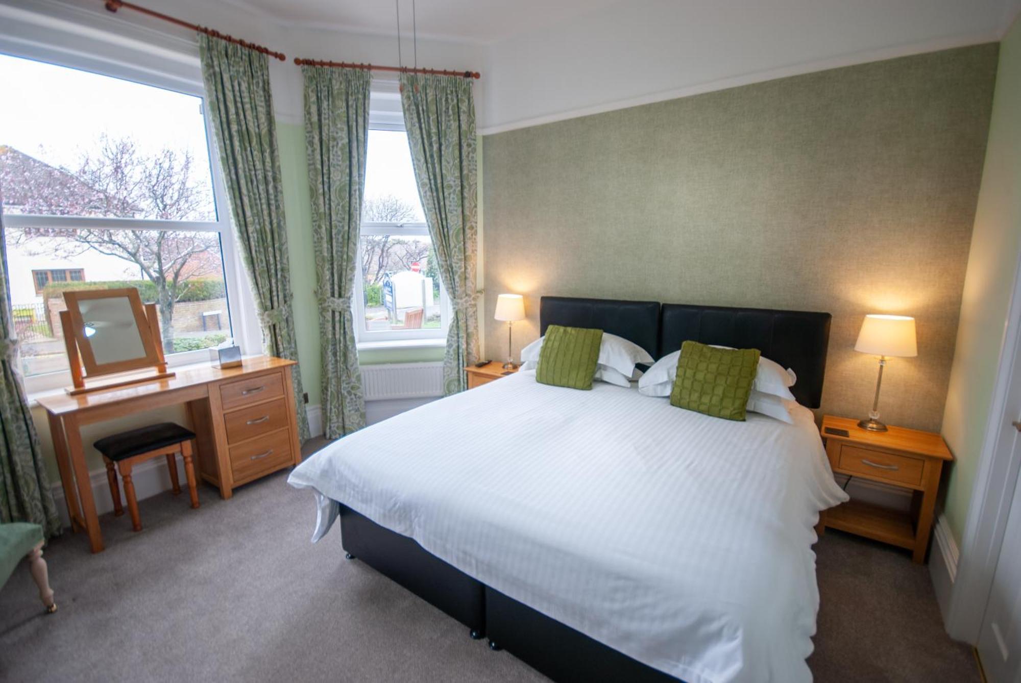 Westbury Lodge แชงคลิน ภายนอก รูปภาพ